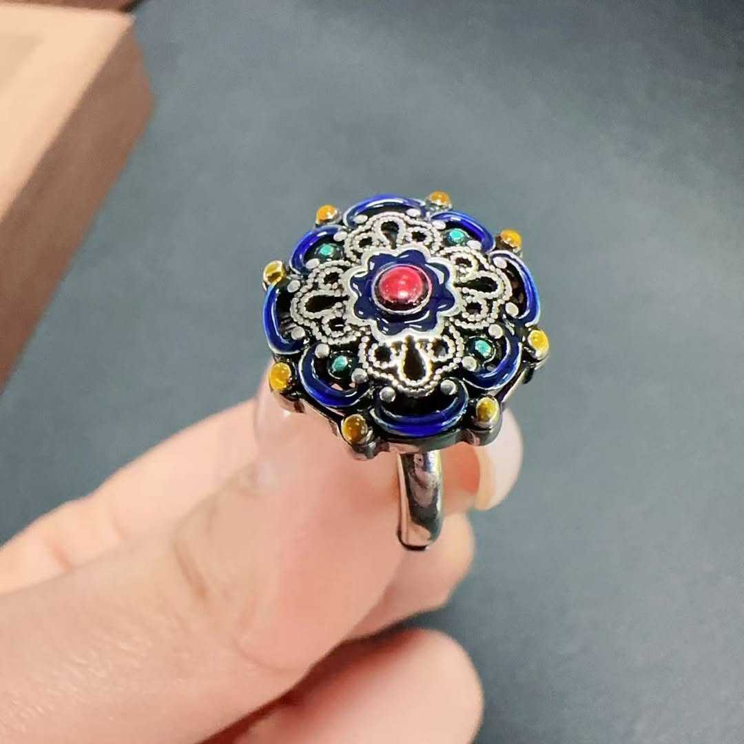 Finger Ring