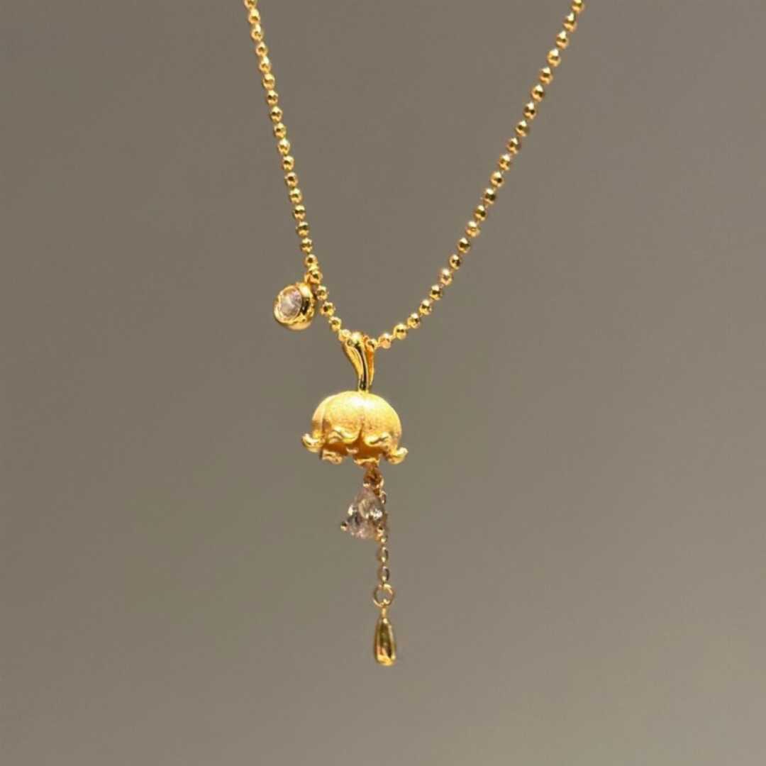neckpiece set